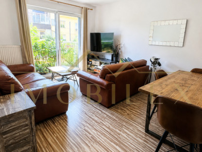 Apartament spațios 60 mp, 2 camere decomandate, zona Porii 