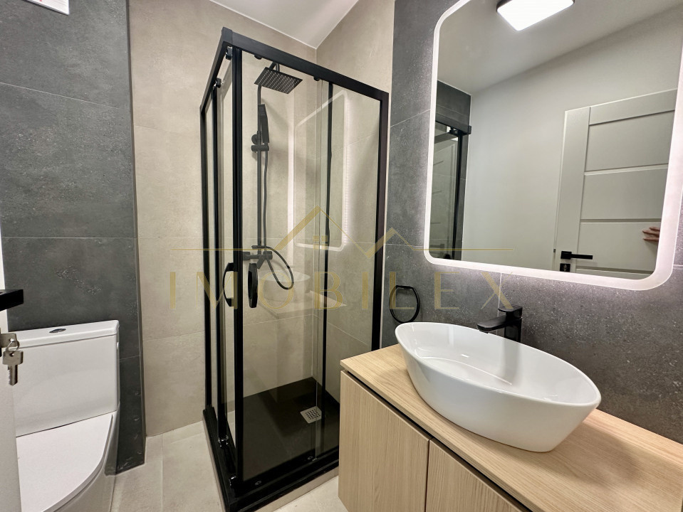 Apartament 2 camere, mobilat LUX, parcare, dressing, zona Catanelor