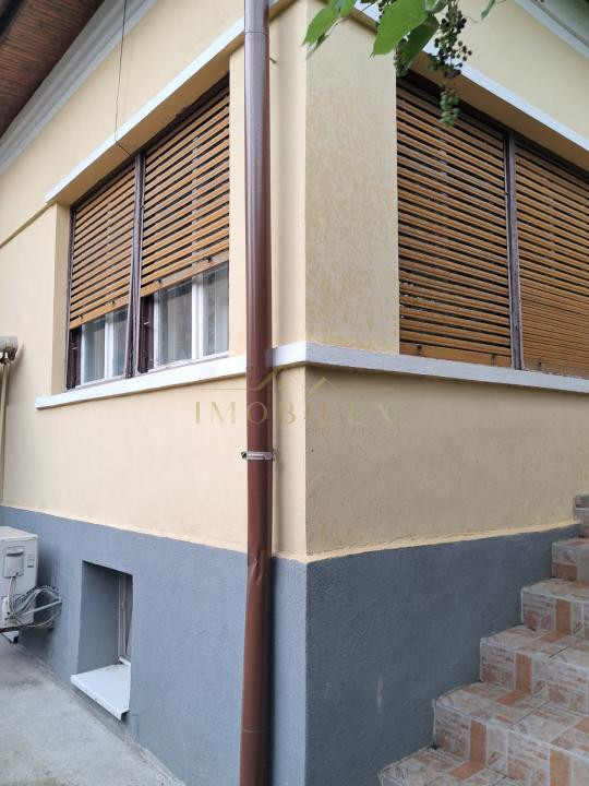 Casă P+1 cu două apartamente independente, teren de 385 mp – Dâmbul Rotund