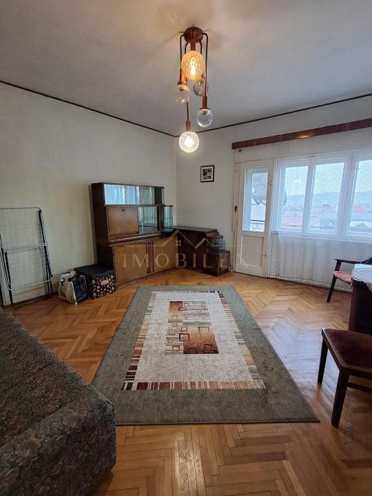 Casă P+1 cu două apartamente independente, teren de 385 mp – Dâmbul Rotund