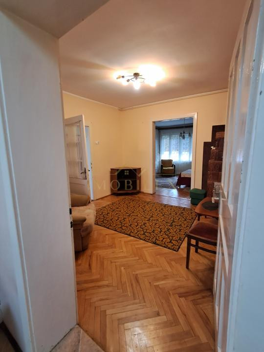 Casă P+1 cu două apartamente independente, teren de 385 mp – Dâmbul Rotund