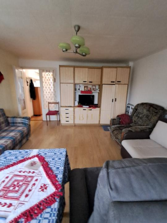 Casă P+1 cu două apartamente independente, teren de 385 mp – Dâmbul Rotund