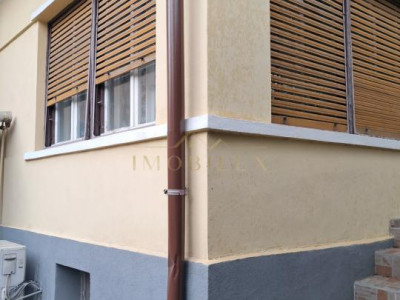 Casă P+1 cu două apartamente independente, teren de 385 mp – Dâmbul Rotund