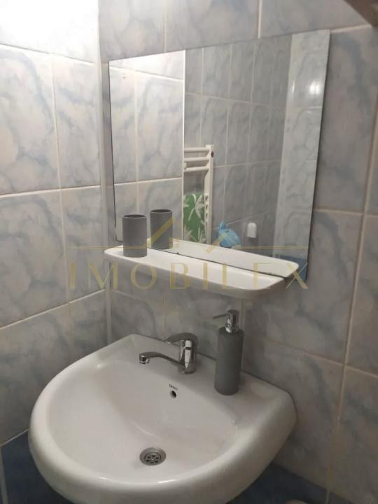 Apartament 1 cameră , mobilat, zona Avram Iancu 