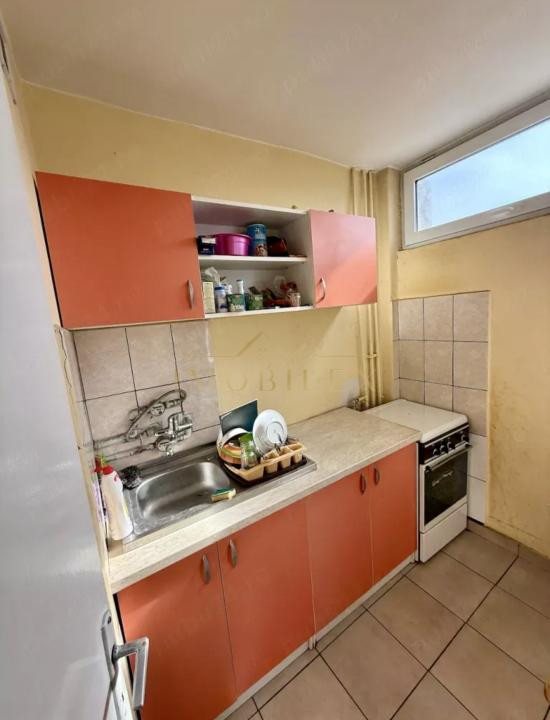 Garsonieră 28 mp, zona Big Bucegi Manastur Cluj