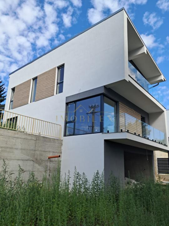 Casa individuala ,teren 600mp POPESTI