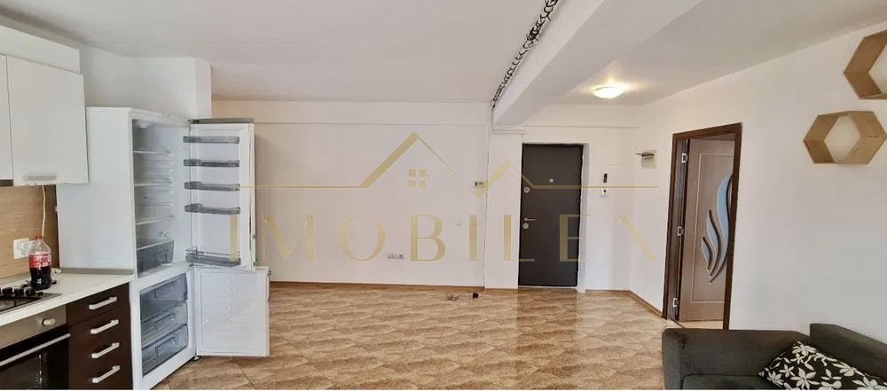 Apartament 3 camere 68 mp, 2 balcoane 24mp, zona Subcetate