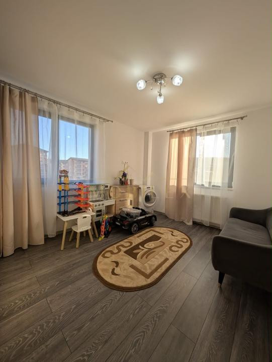 Apartament modern 3 camere, zona Stejarului 