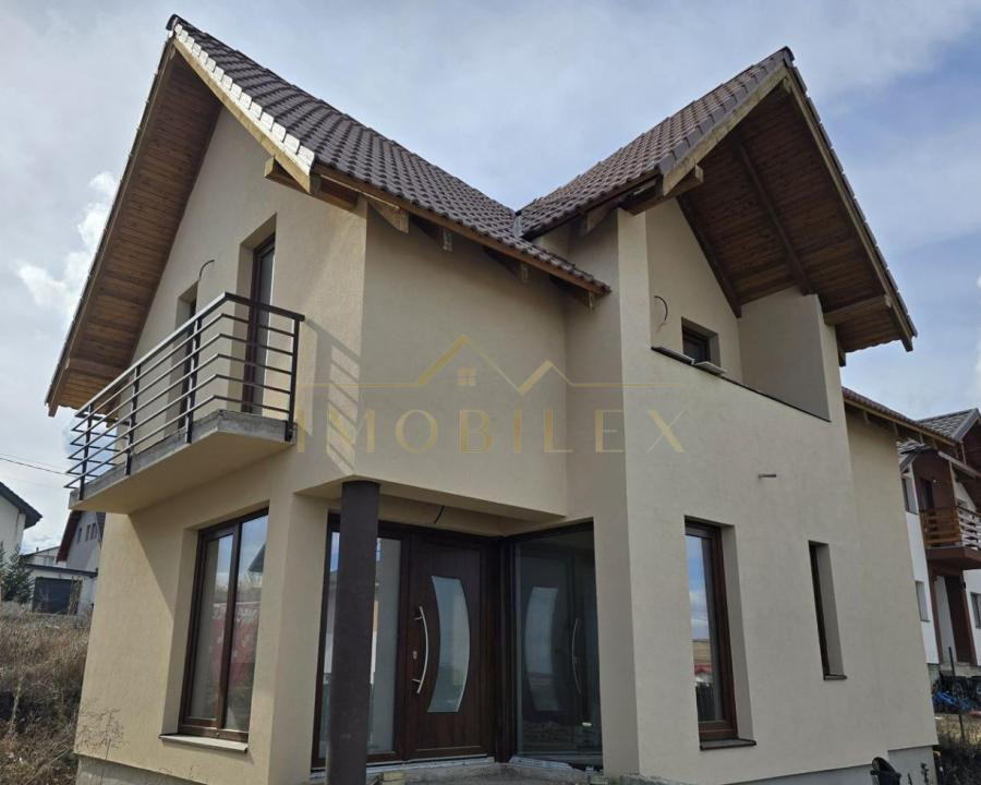 Casă nouă, finalizată, de vânzare în Câmpenești 