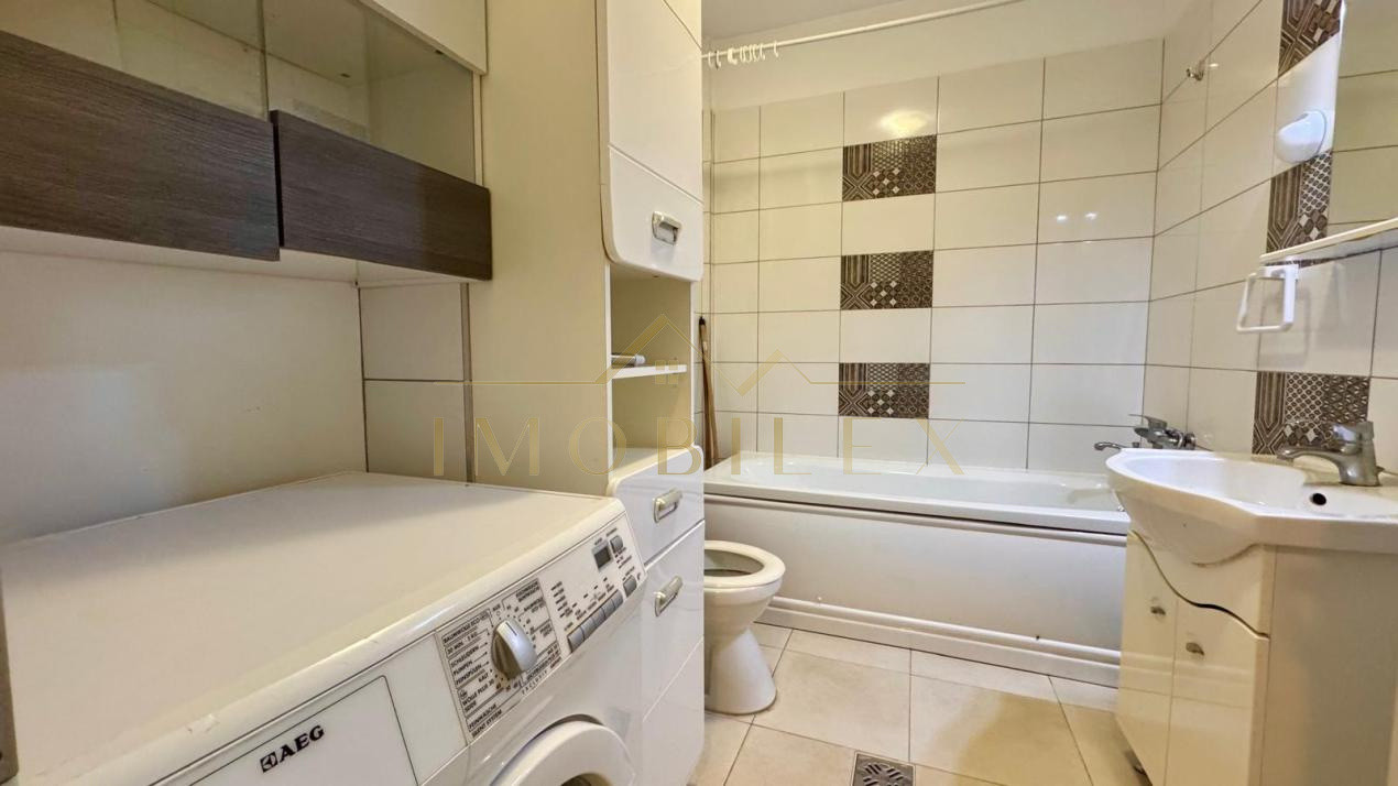 Apartament spatios 2 camere de închiriat, zona Subcetate 
