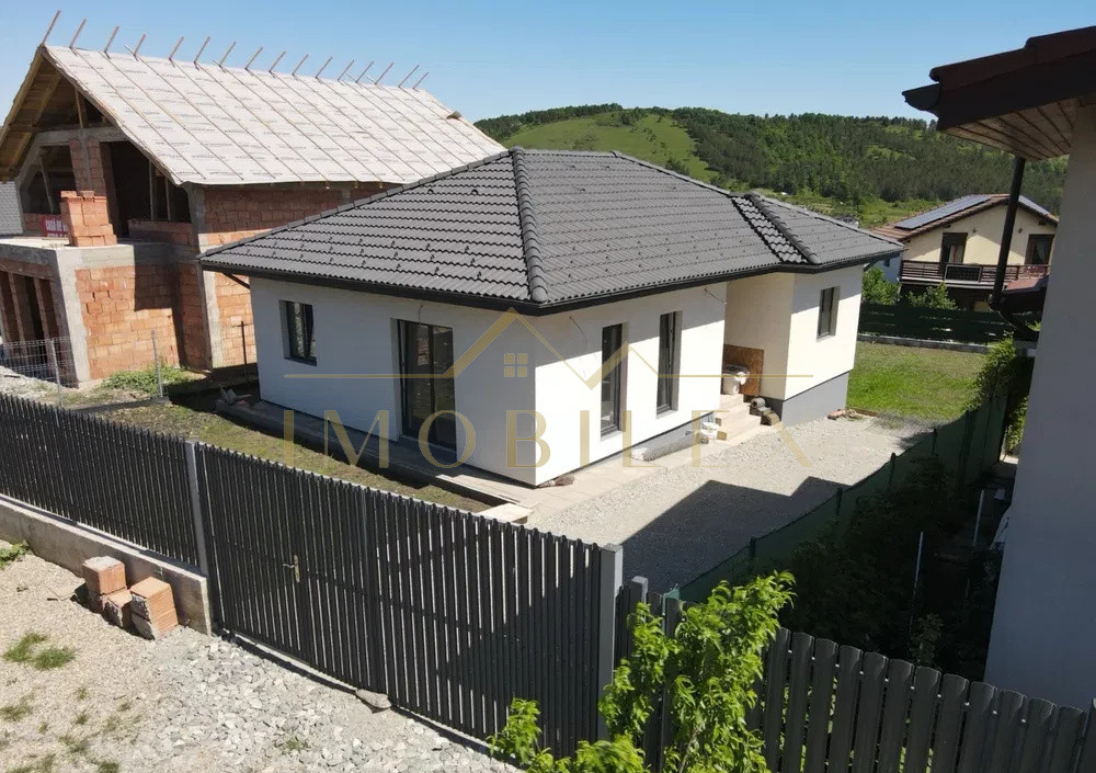 Casa pe un nivel Campenesti,teren 490 mp