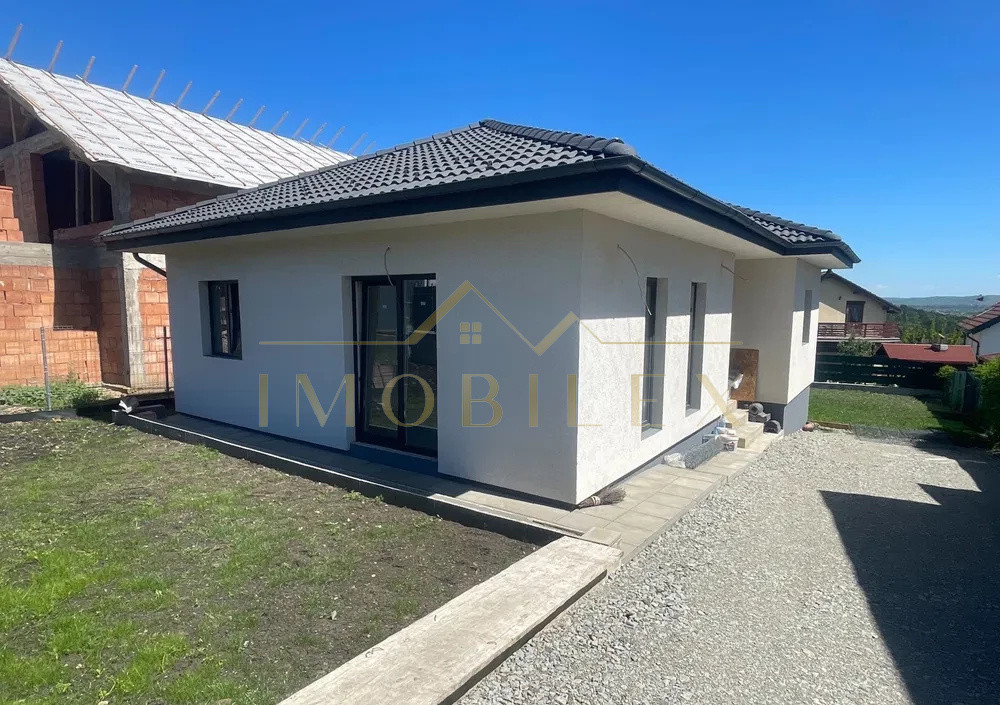 Casa pe un nivel Campenesti,teren 490 mp