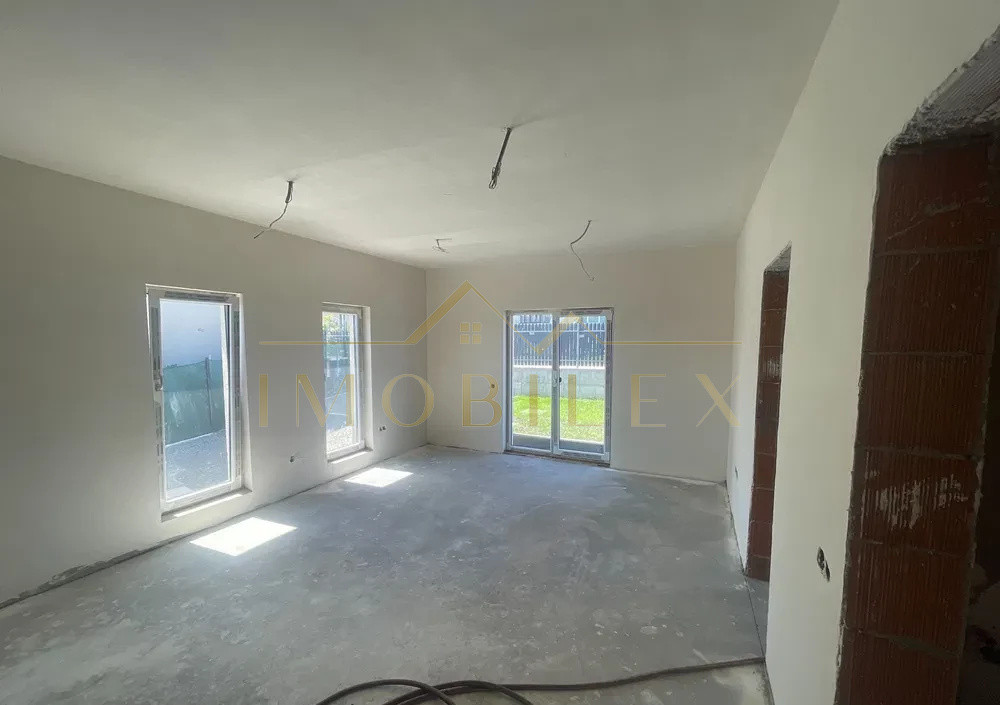 Casa pe un nivel Campenesti,teren 490 mp