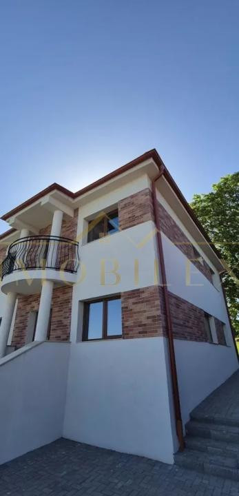 Casa individuală în Dezmir ,700mp teren