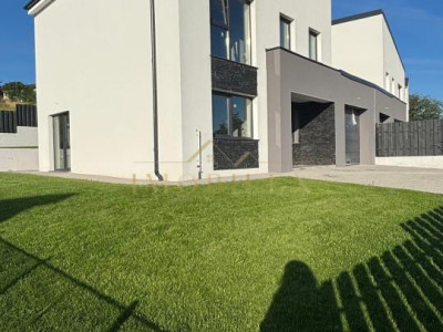 Unitate duplex in Dezmir ,teren 492 mp