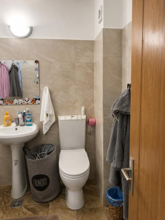 Apartament spațios 56 mp, zona Florilor 