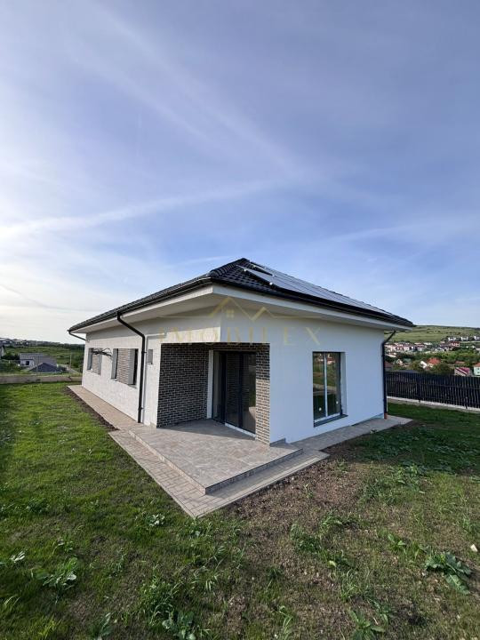 Casa pe un nivel ,teren 500 mp ,Chinteni
