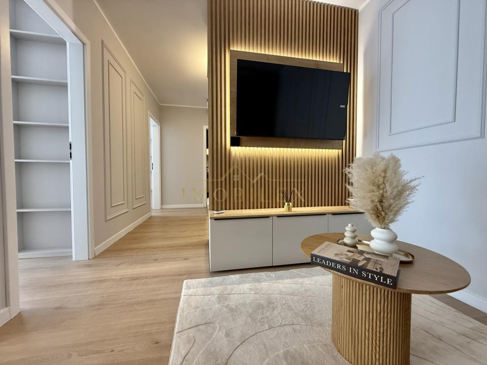 Apartament 3 camere, mobilat LUX, bloc nou, zona Eroilor
