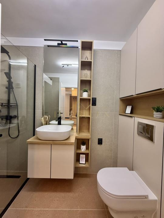 Apartament 3 camere, mobilat LUX, bloc nou, zona Eroilor