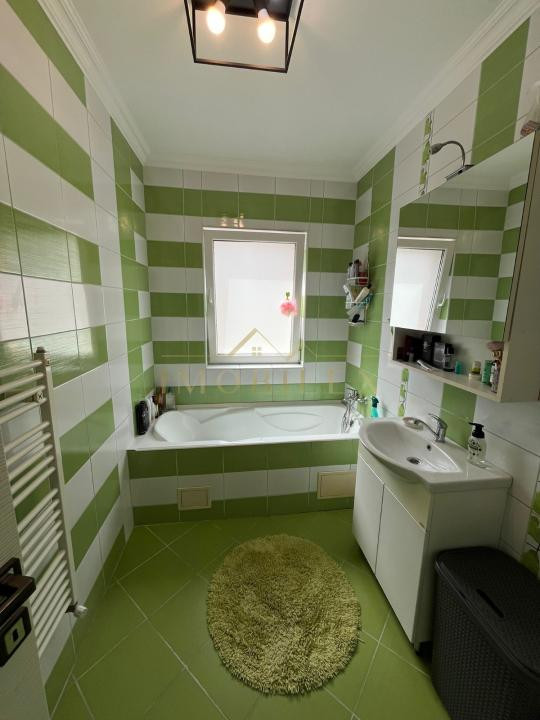 Apartament 2 camere decomandate, mobilat ,zona Eroilor 