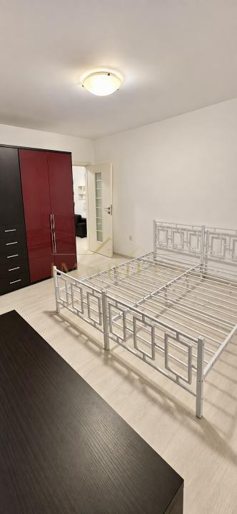 Apartament spațios 3 camere, de închiriat, zona Subcetate 