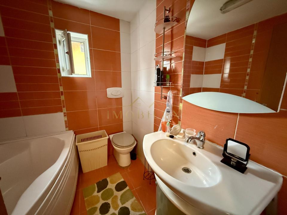 Casa tip duplex 4 camere, de închiriat, zona Parc Poligon Tautiului 