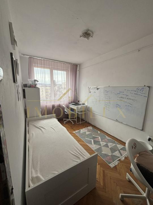 Apartament 3 camere, zona Grigorescu