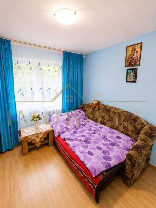 Apartament 3 camere decomandate , etaj intermediar, zona Manastur 