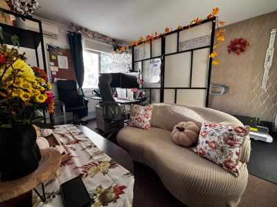 Apartament cu o camera decomandat ,zona UMF