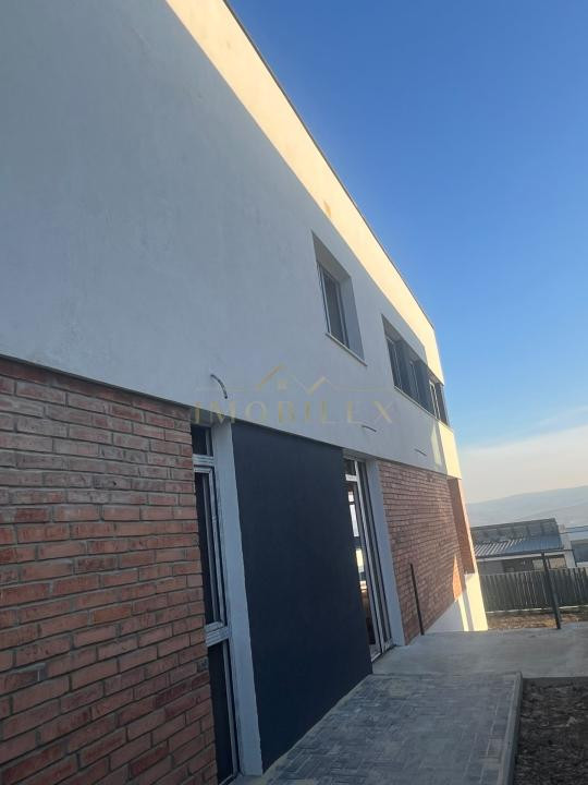Duplex 160 mp zona Voronet