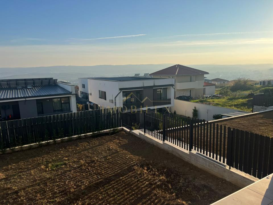 Duplex 160 mp zona Voronet