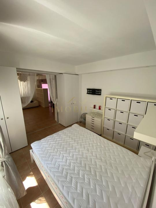 Apartament 2 camere, terasă 30mp, zona Bună ziua