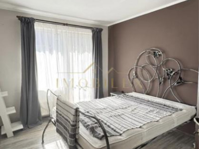 Apartament 3 camere , 2 locuri de parcare, zona Terra