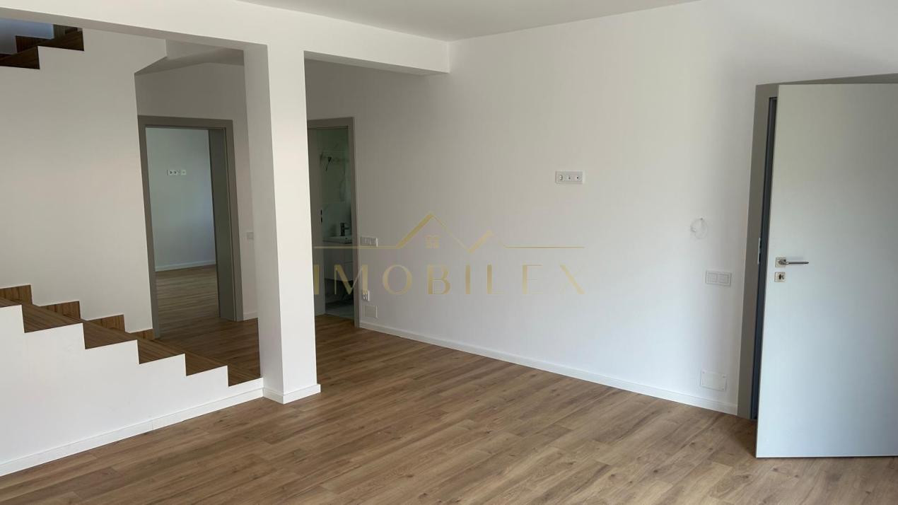 Duplex spațios , construcție Nouă, zona Tineretului 
