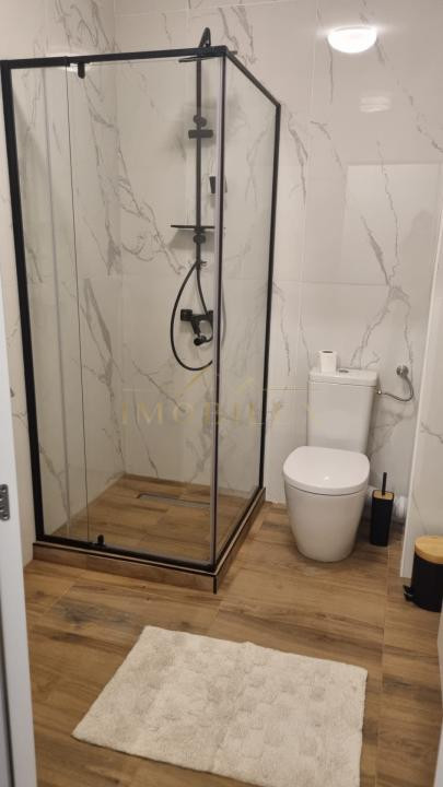Apartament 2 camere de închiriat, grădină, bloc nou, zona Terra
