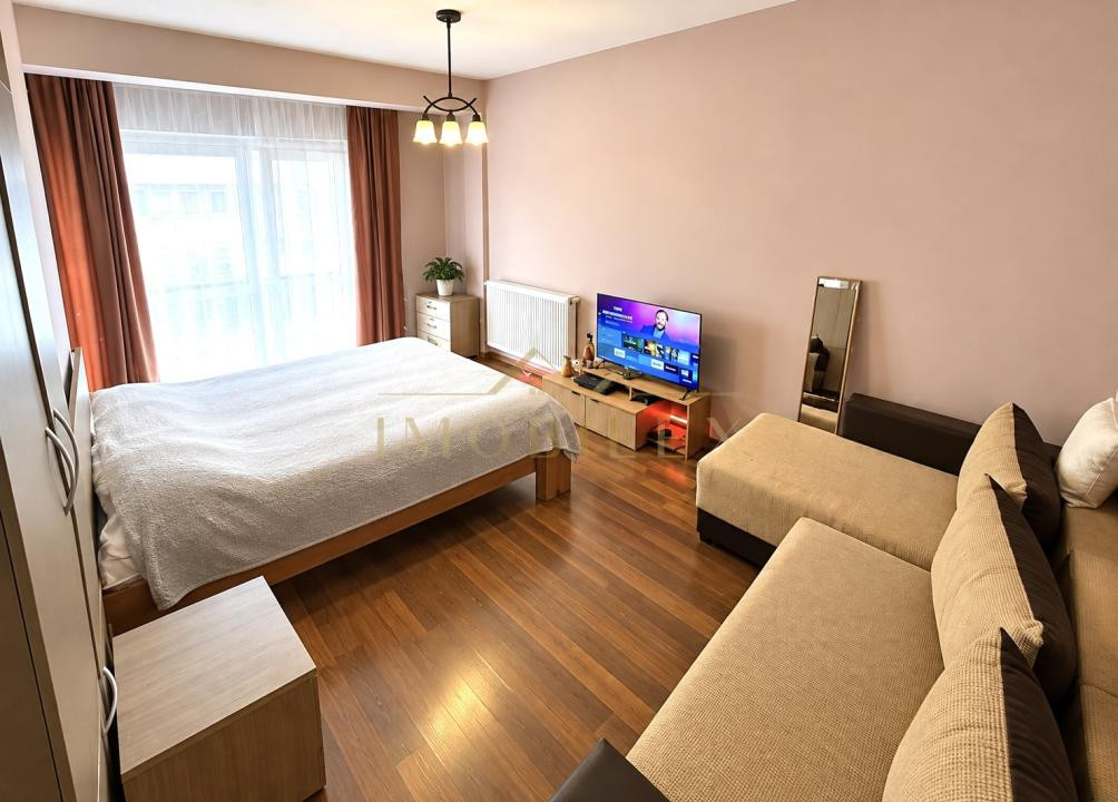 Apartament decomandat, mobilat, zona Stejarului 