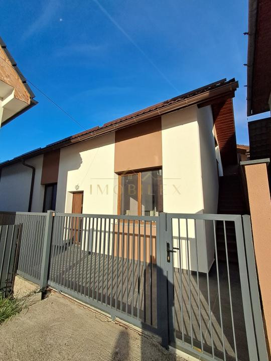 CASĂ NOUA CU DOUĂ LOCUINȚE ÎNTR-O SINGURĂ PROPRIETATE | VALEA SEACA