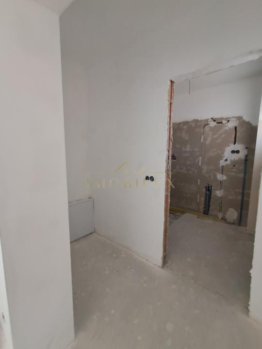 PROPRIETATE PREMIUM CU PANORAMĂ ȘI TERASĂ CIRCULABILĂ | CHINTENI