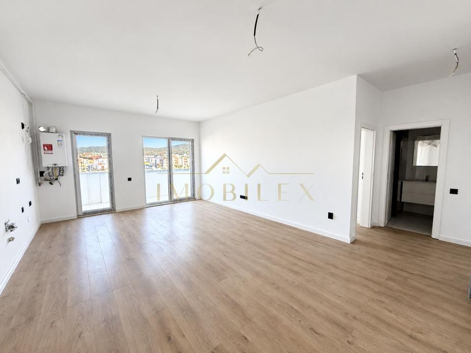 Apartament spatios 2 camere, finisat nou, ansamblu nou Eroilor 