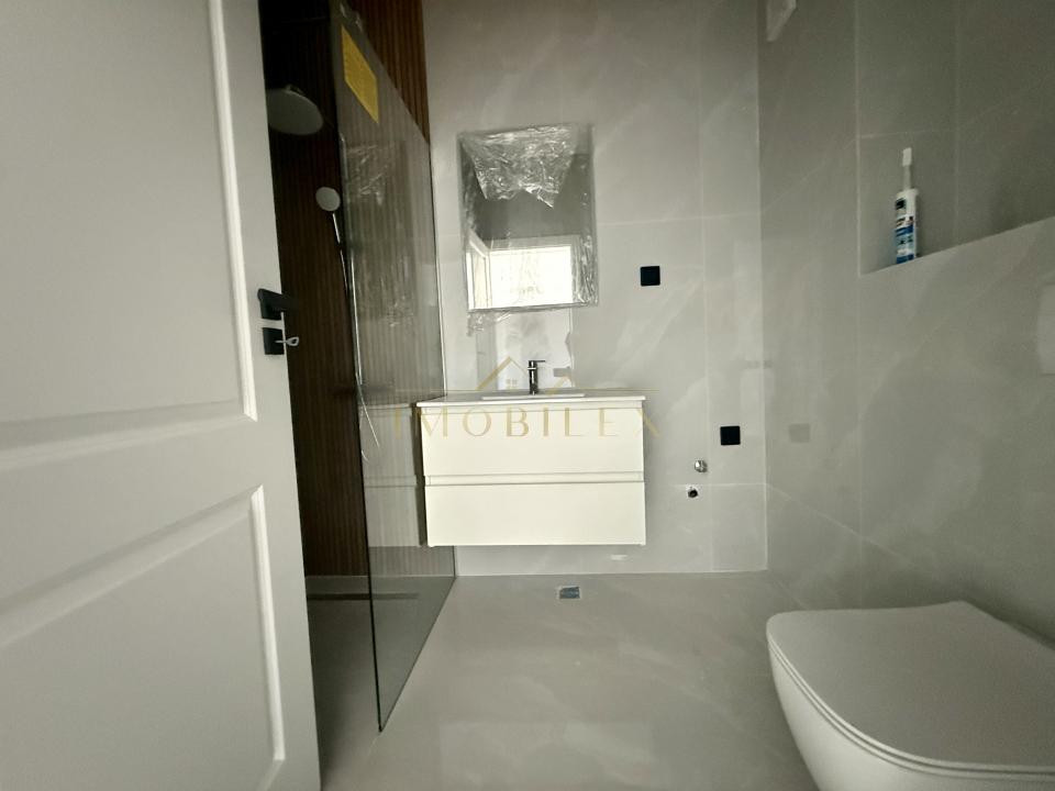 Apartament spatios 2 camere, finisat nou, ansamblu nou Eroilor 