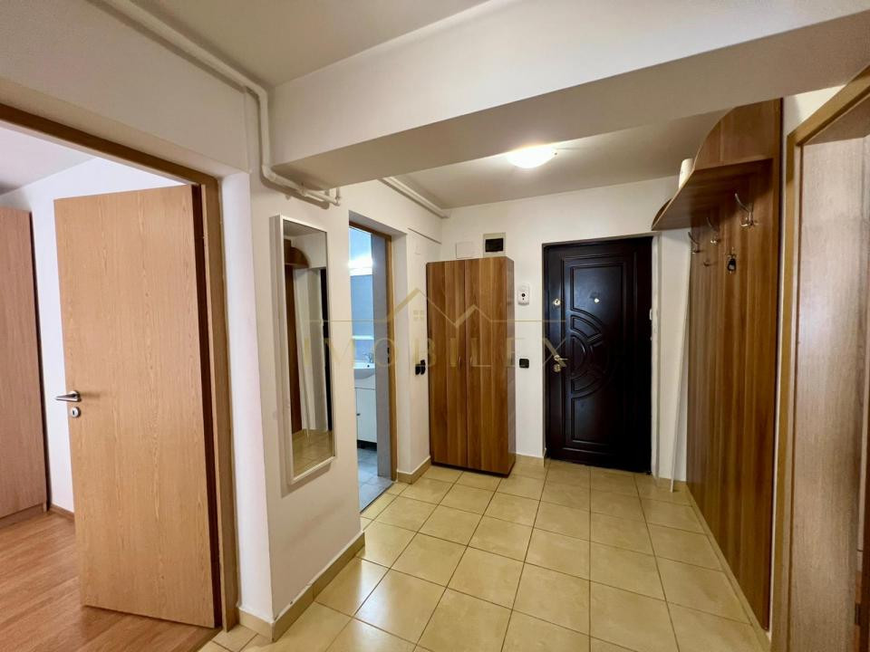 Apartament 2 camere, mobilat, parcare subterană, zona Calea Turzii