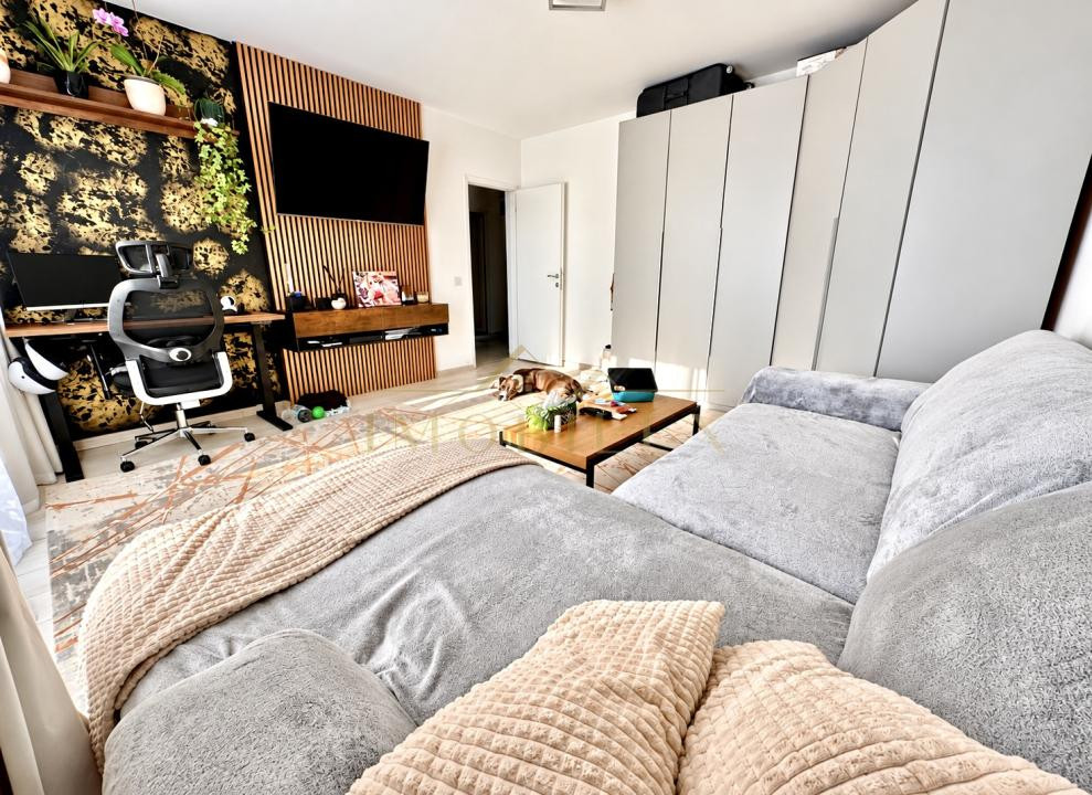 Apartament modern 2 camere decomandate, zona Florilor 