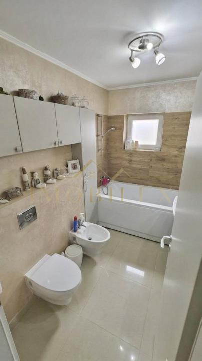 Apartament 3 camere, 2 băi, 85mp, parcare, zona Europa