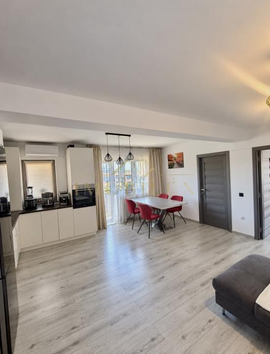 Apartament 3 camere, 66mp, zona Subcetate 