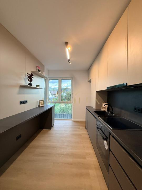 Apartament 3 camere, 64mp, mobilat LUX, 2 băi, zona Tineretului 