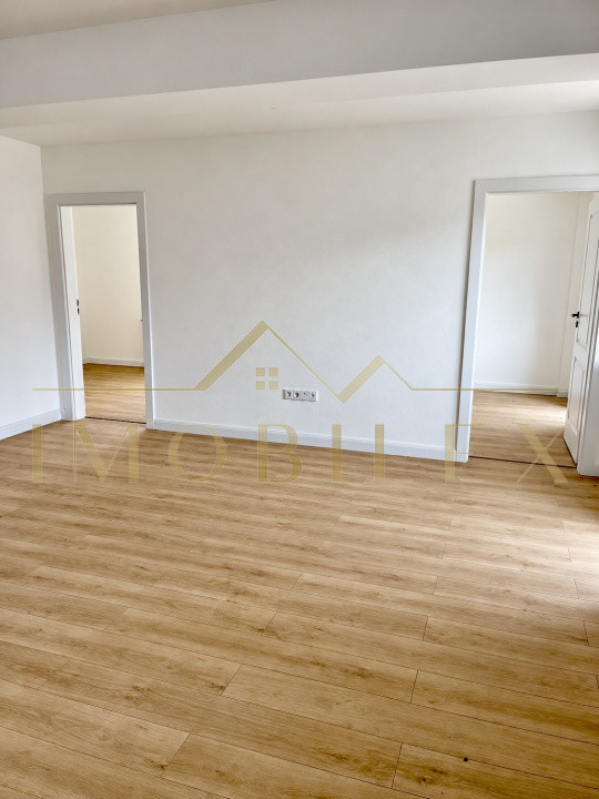 Apartament 3 camere, FINISAT NOU, bloc nou, zona Sesul de sus 