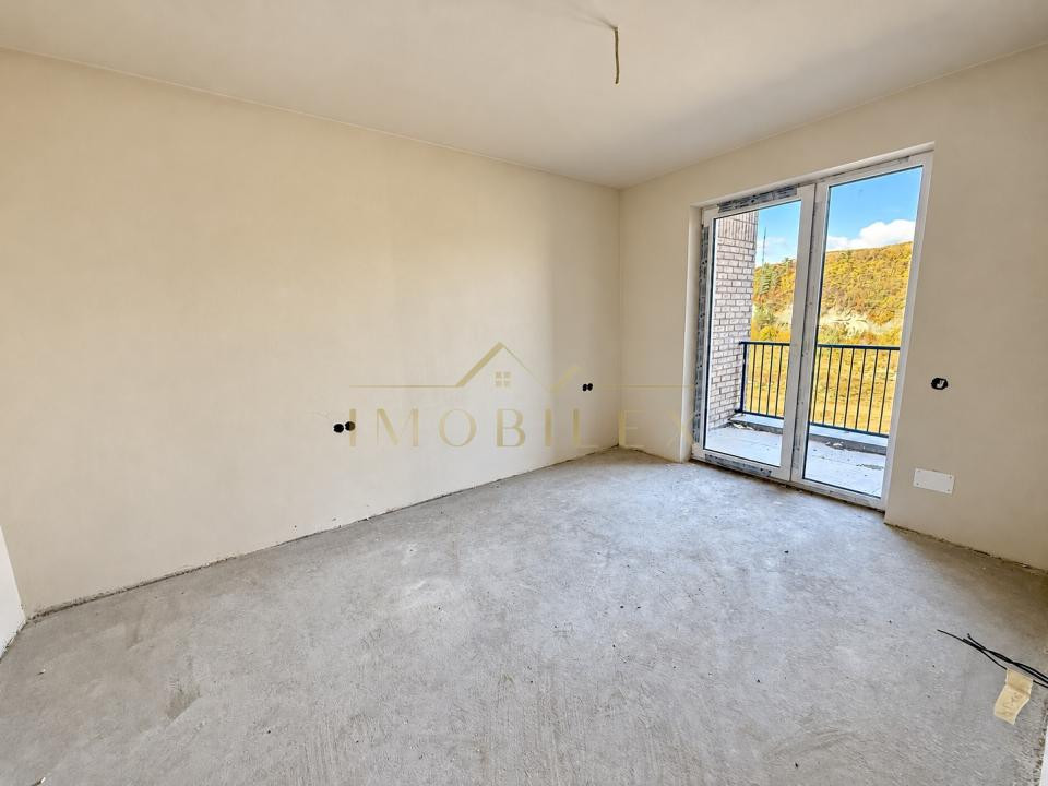Apartament 3 camere, semifinisat, bloc nou, zona Someșului 