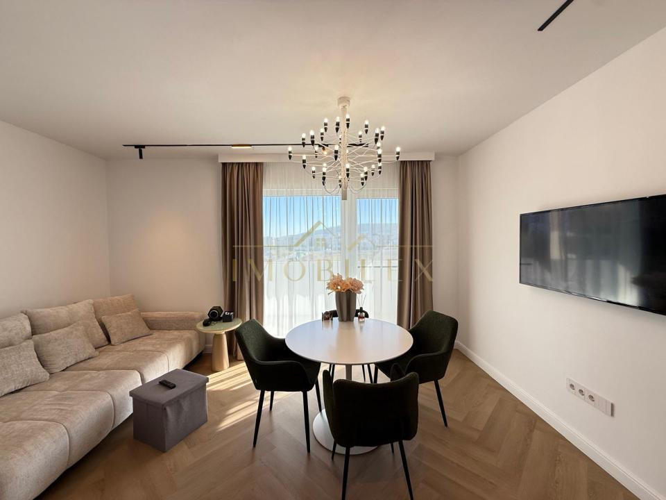 Apartament 3 camere ,Bloc Nou , zona Eroilor 