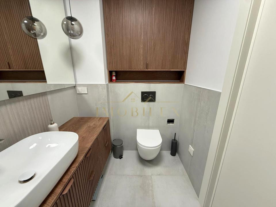 Apartament 3 camere ,Bloc Nou , zona Eroilor 