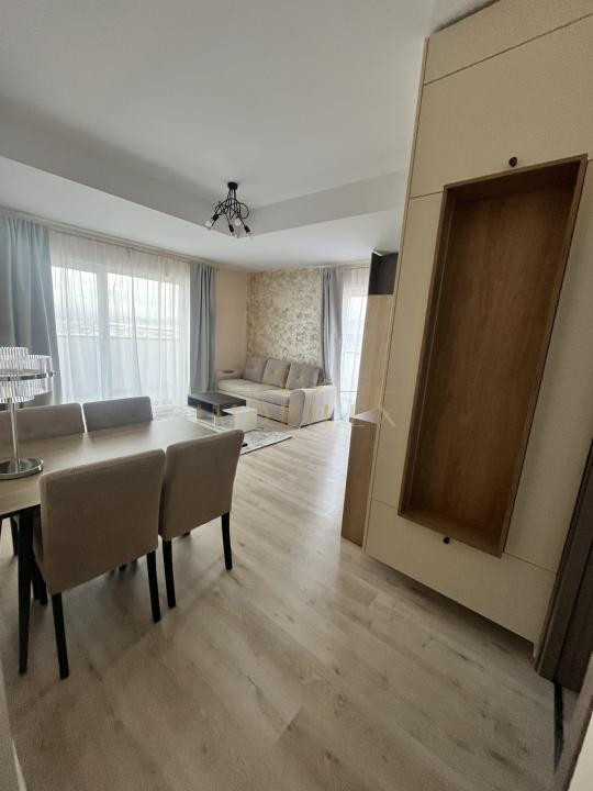 Apartament 3 camere , spațios,Nou , zona Eroilor 